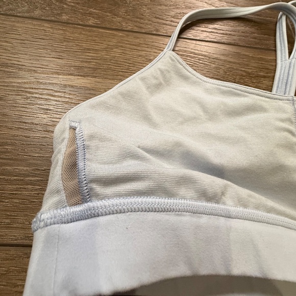 Lululemon Women's Flow Y Nulu Light Support Sports Bra, Size 6, Light Blue - Picture 8 of 9